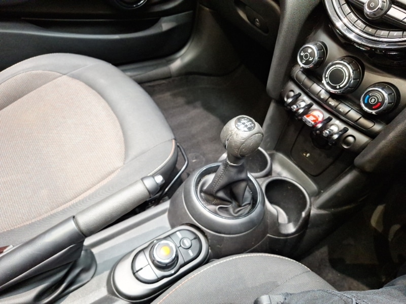 Used MINI Convertible 2018 for sale - 77942758: Photo 14