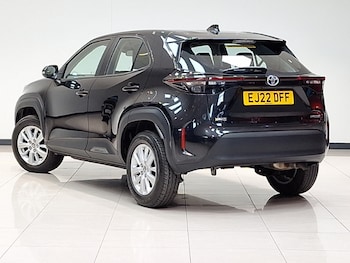 Used Toyota Yaris Cross 2022 for sale - 76579607: Photo