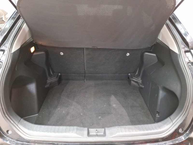 Used Toyota Yaris Cross 2022 for sale - 76579607: Photo 8