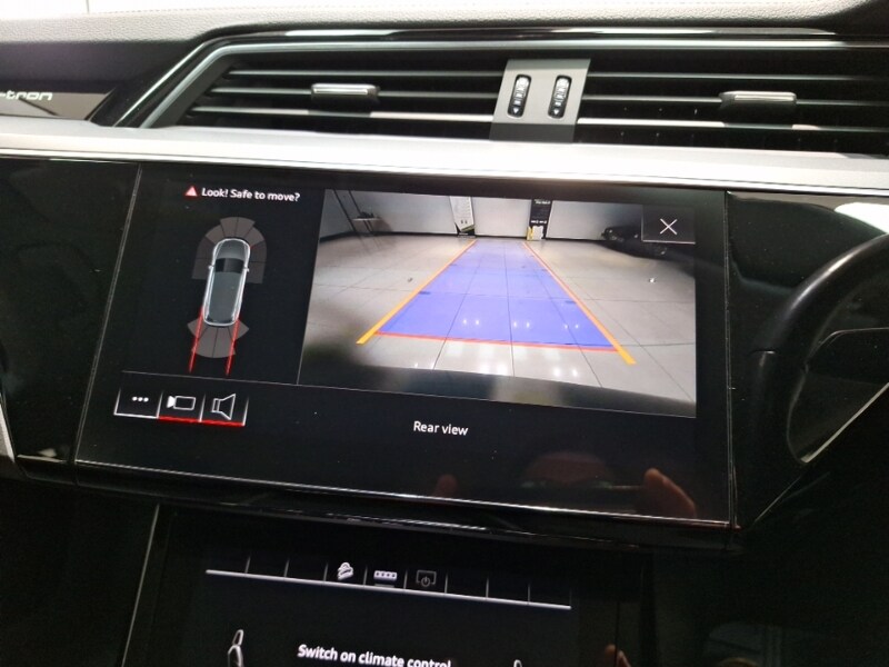 Used Audi e-tron 2020 for sale - 77846880: Photo 13