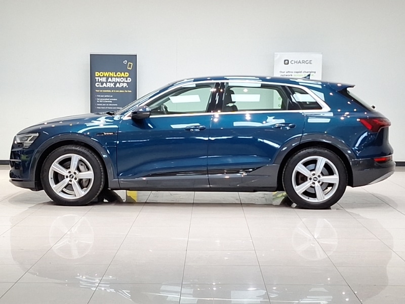 Used Audi e-tron 2020 for sale - 77846880: Photo 4