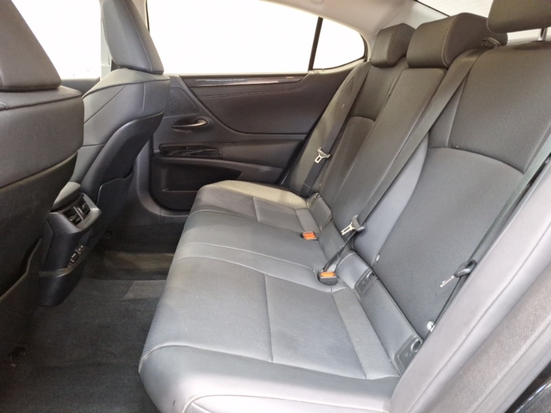 Used Lexus ES 2022 for sale - 76713496: Photo 6