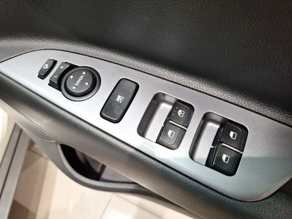 Used Kia Stonic 2022 for sale - 76144612: Photo 17