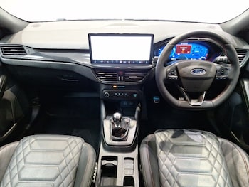 Used Ford Focus 2022 for sale - 77019788: Photo
