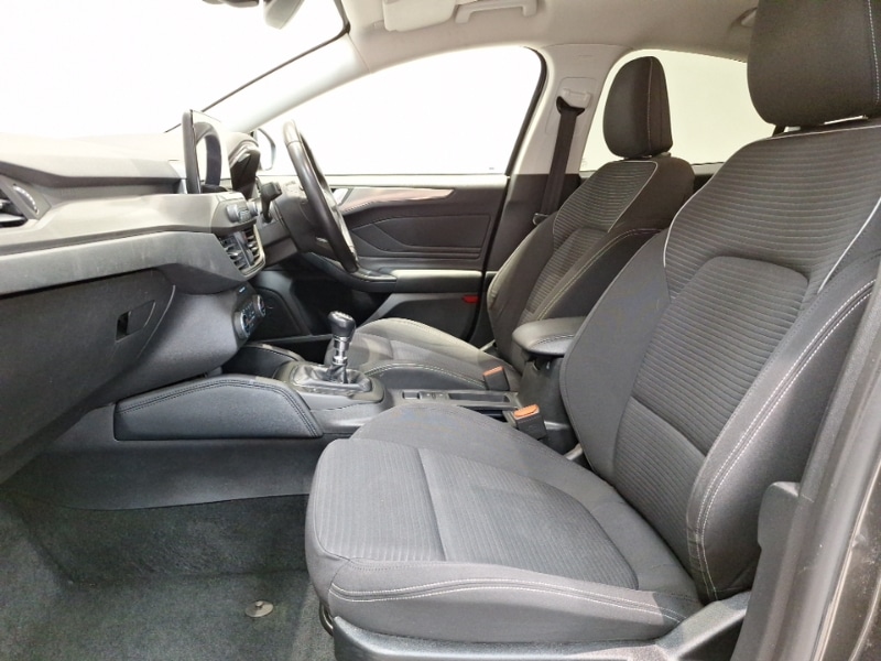 Used Ford Focus 2019 for sale - 76860341: Photo 5