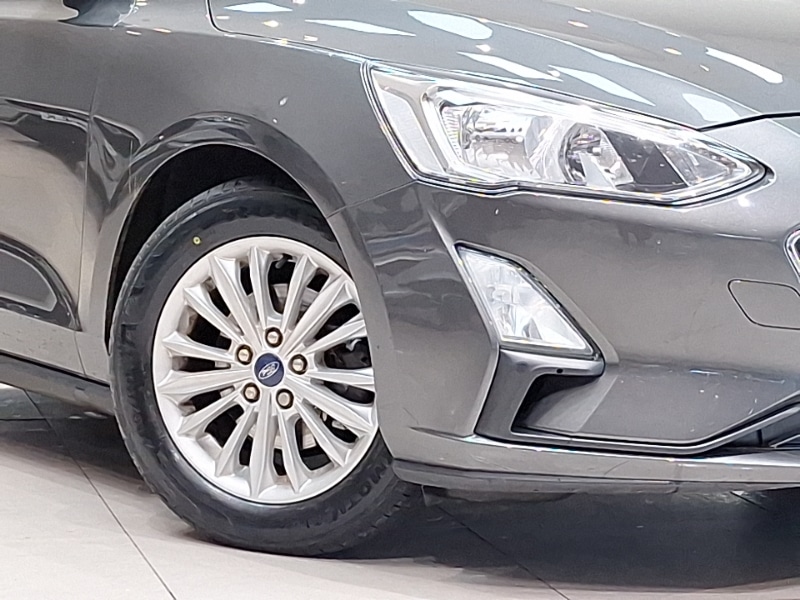 Used Ford Focus 2019 for sale - 76860341: Photo 9