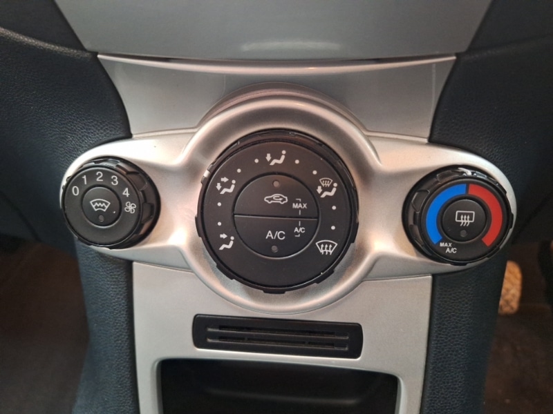 Used Ford Fiesta 2012 for sale - 78032772: Photo 13