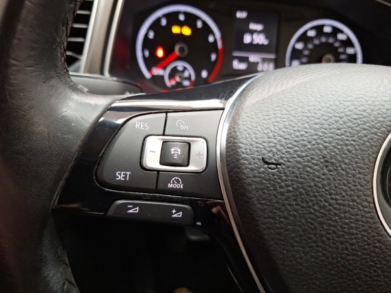 Used Volkswagen T-Roc 2018 for sale - 77652343: Photo 15