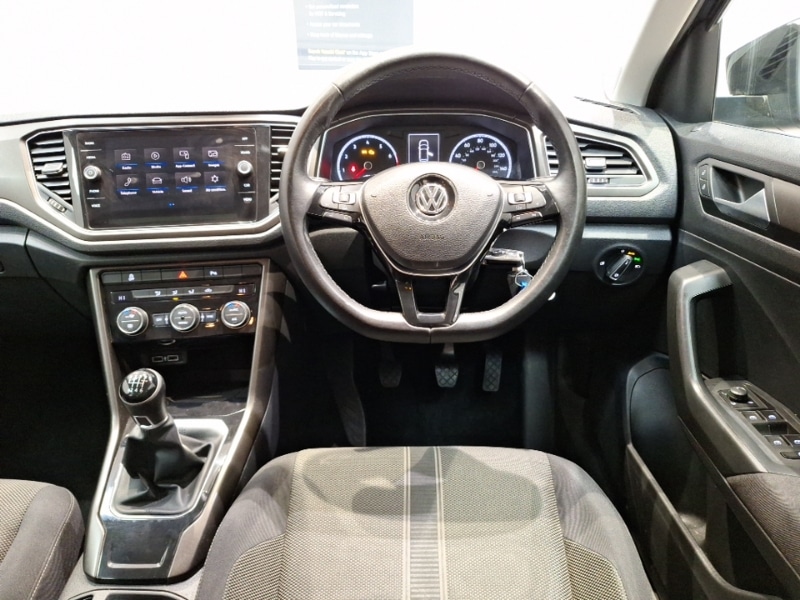 Used Volkswagen T-Roc 2018 for sale - 77652343: Photo 7