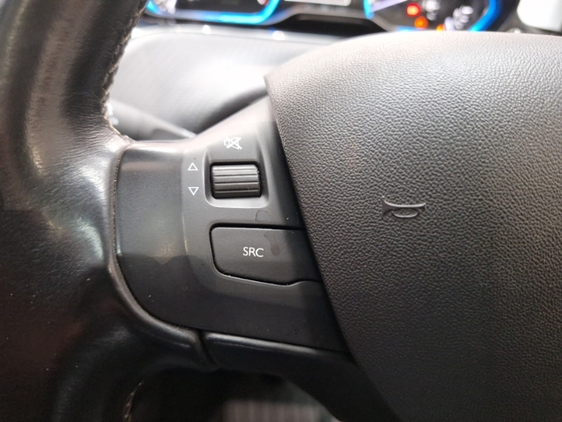 Used Peugeot 2008 2019 for sale - 77338158: Photo 16