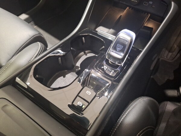 Used Volvo XC40 2024 for sale - 75767991: Photo 14