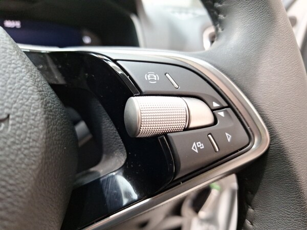 Used Skoda Karoq 2024 for sale - 74882457: Photo 16