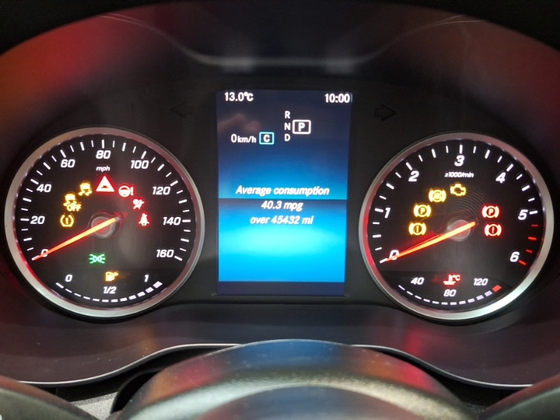 Used Mercedes-Benz C Class 2018 for sale - 76343388: Photo 11