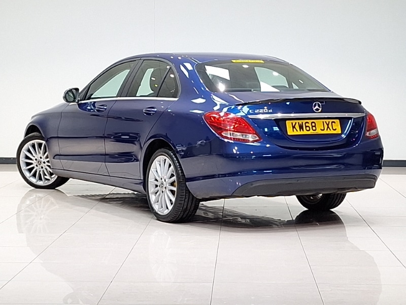 Used Mercedes-Benz C Class 2018 for sale - 76343388: Photo 3