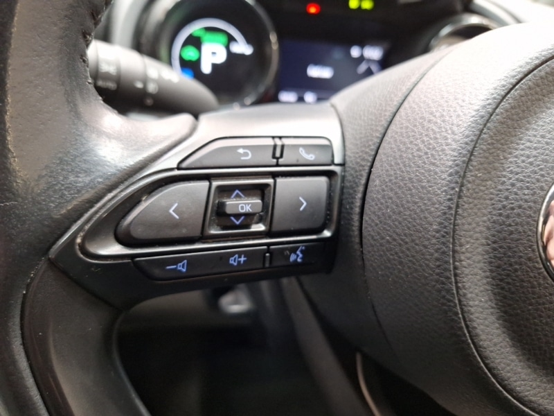 Used Toyota Yaris 2021 for sale - 76958994: Photo 15