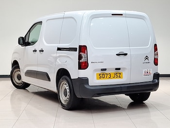 Used Citroen Berlingo 2024 for sale - 76145668: Photo