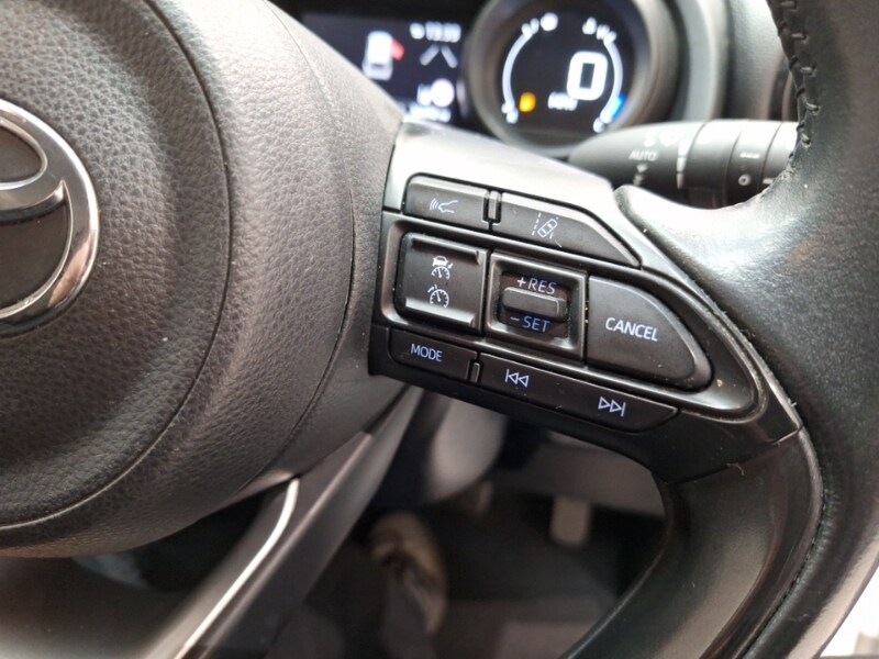 Used Toyota Yaris Cross 2022 for sale - 77495310: Photo 16