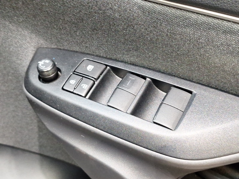 Used Toyota Yaris Cross 2022 for sale - 76471669: Photo 17