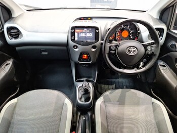 Used Toyota AYGO 2021 for sale - 78415795: Photo