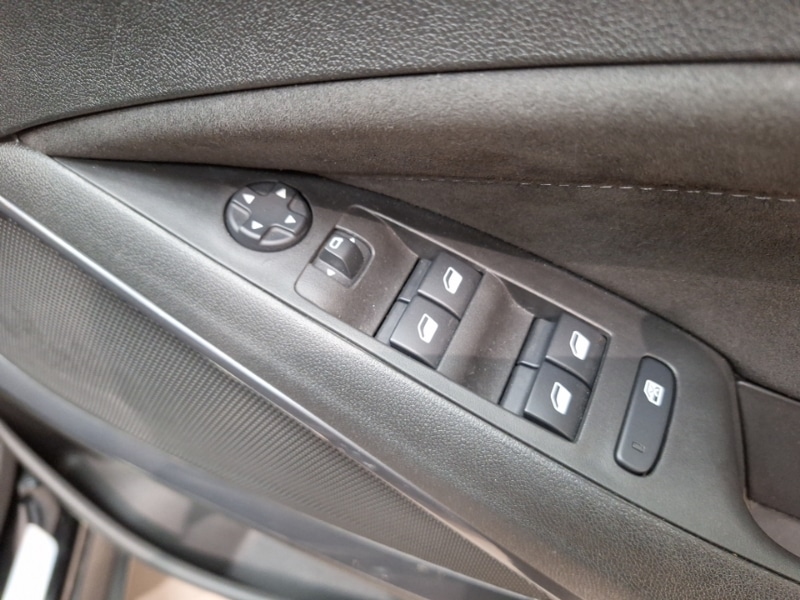 Used Vauxhall Crossland 2022 for sale - 76648501: Photo 17