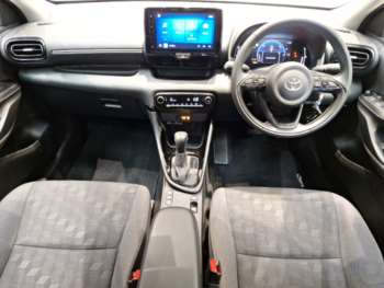 Used Toyota Yaris 2024 for sale - 74929376: Photo