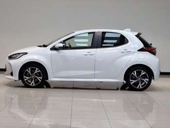 Used Toyota Yaris 2024 for sale - 74929376: Photo