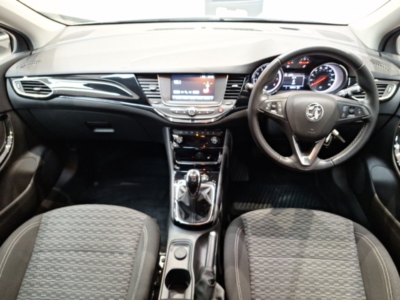 Used Vauxhall Astra 2018 for sale - 78163929: Photo 2