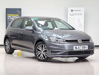 Used Volkswagen Golf 2017 for sale - 78441438: Photo