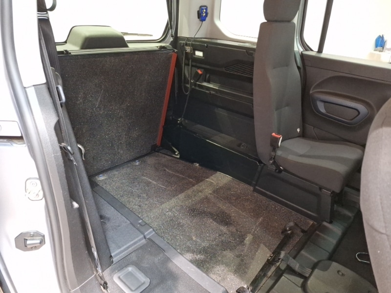 Used Peugeot Rifter 2023 for sale - 76629430: Photo 13