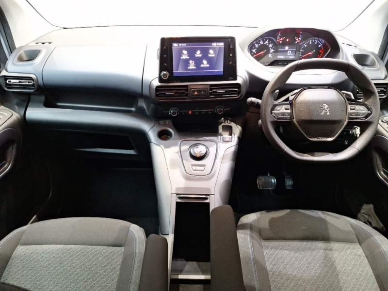 Used Peugeot Rifter 2023 for sale - 76629430: Photo 2