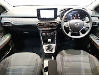 Used Dacia Sandero Stepway 2022 for sale - 75120726: Photo