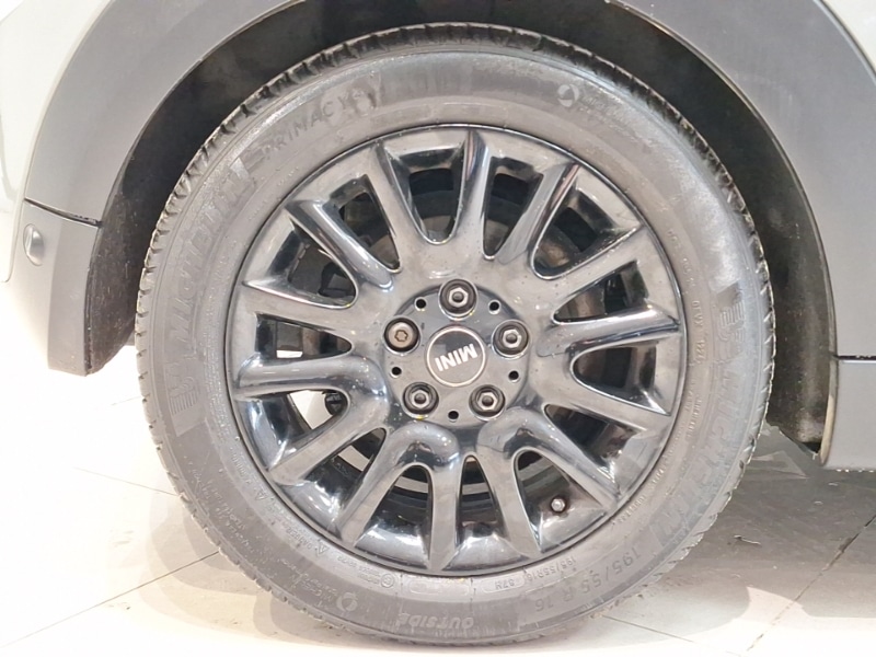 Used MINI Convertible 2019 for sale - 77596035: Photo 12