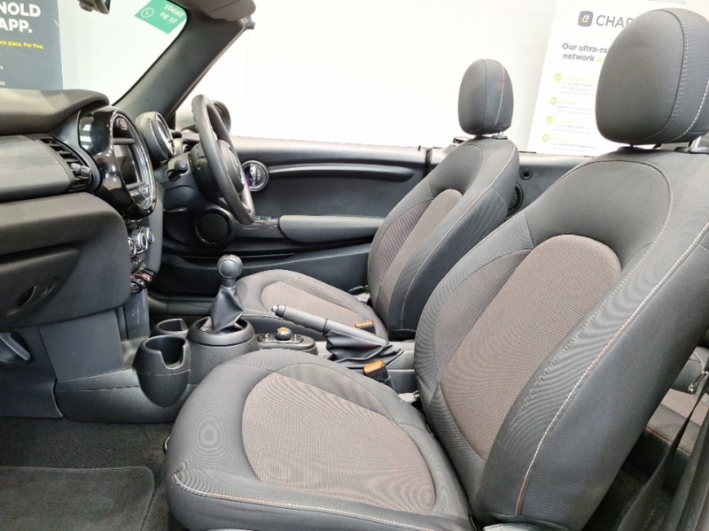 Used MINI Convertible 2019 for sale - 77596035: Photo 5