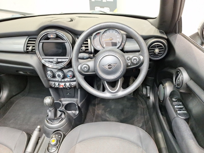 Used MINI Convertible 2019 for sale - 77596035: Photo 7