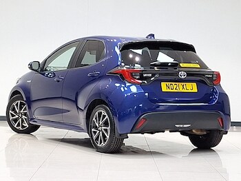 Used Toyota Yaris 2021 for sale - 78503398: Photo