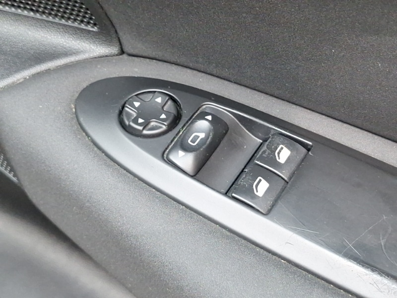 Used Citroen C4 2015 for sale - 78065742: Photo 17