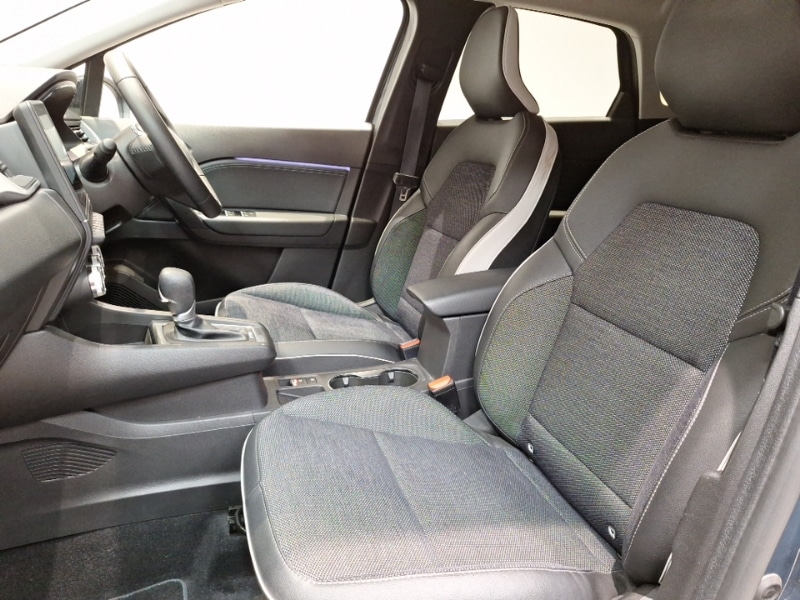 Used Renault Captur 2023 for sale - 76897809: Photo 5