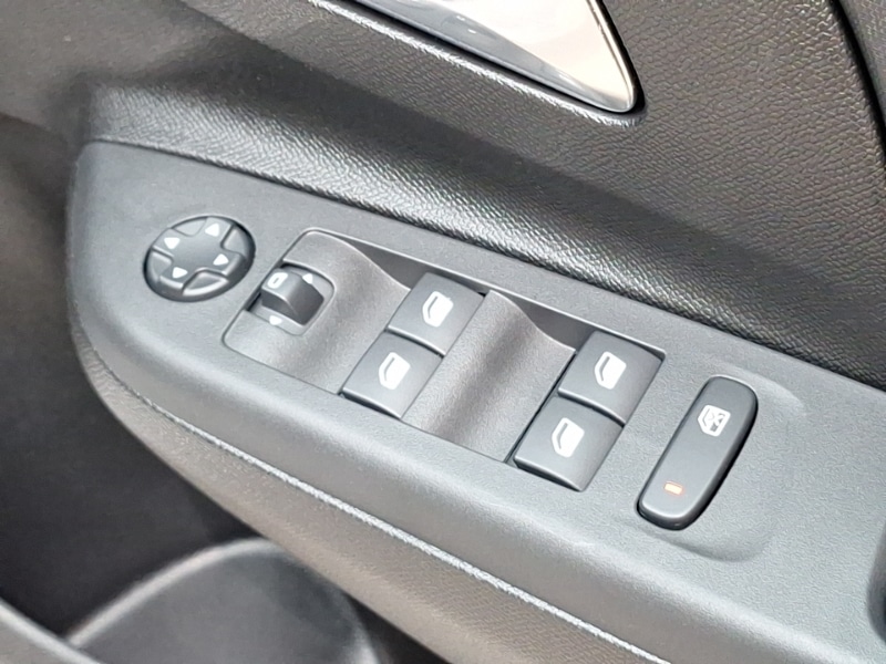 Used Vauxhall Corsa 2025 for sale - 76860348: Photo 17