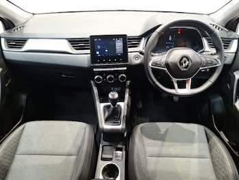 Used Renault Captur 2023 for sale - 78503122: Photo