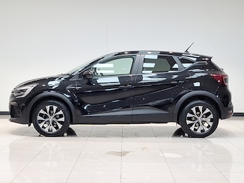 Used Renault Captur 2023 for sale - 78503122: Photo