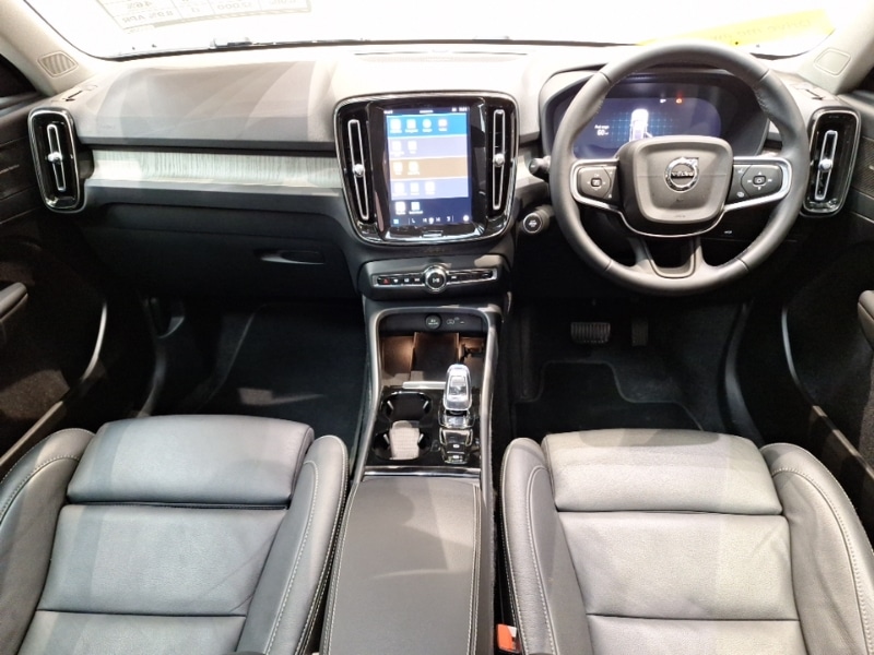 Used Volvo XC40 2024 for sale - 77568782: Photo 2