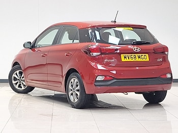 Used Hyundai i20 2018 for sale - 78503137: Photo