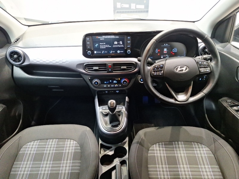 Used Hyundai i10 2023 for sale - 77948062: Photo 2