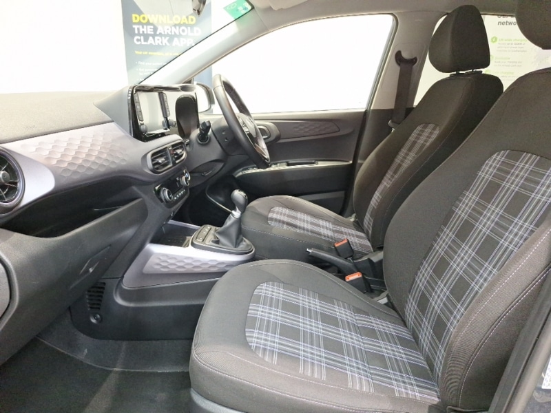 Used Hyundai i10 2023 for sale - 77948062: Photo 5