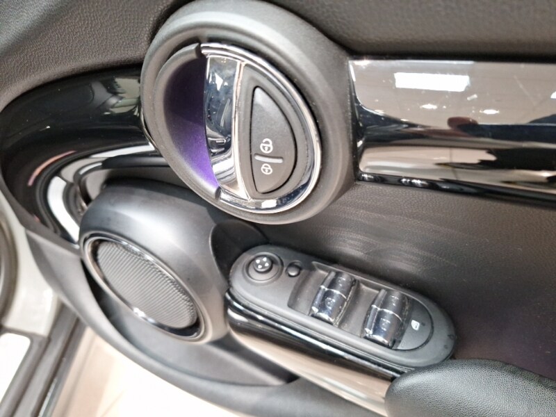 Used MINI Cooper 2021 for sale - 76160295: Photo 17