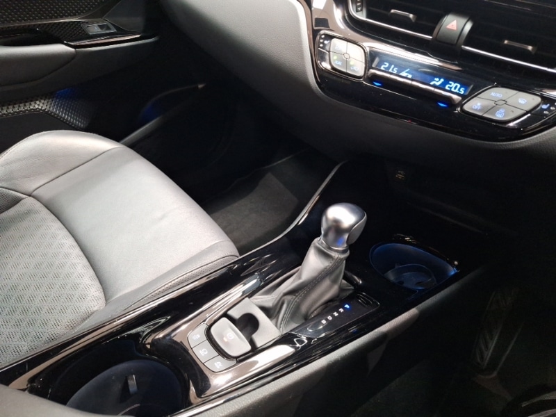 Used Toyota C-HR 2023 for sale - 76696176: Photo 14