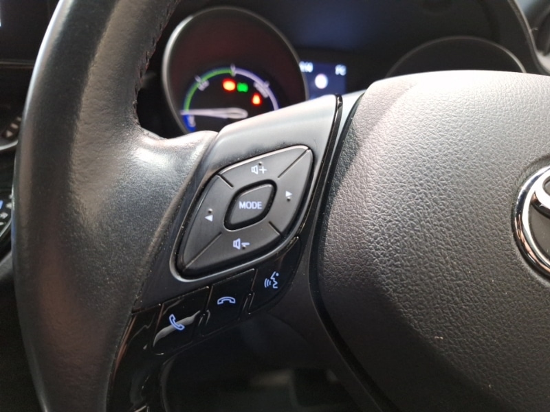 Used Toyota C-HR 2023 for sale - 76696176: Photo 15
