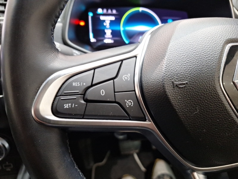 Used Renault Zoe 2022 for sale - 76987406: Photo 16