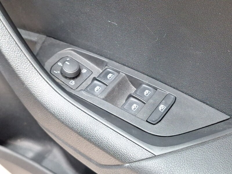 Used Skoda Karoq 2019 for sale - 77272834: Photo 17