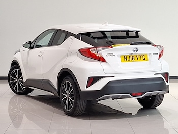 Used Toyota C-HR 2018 for sale - 79176025: Photo